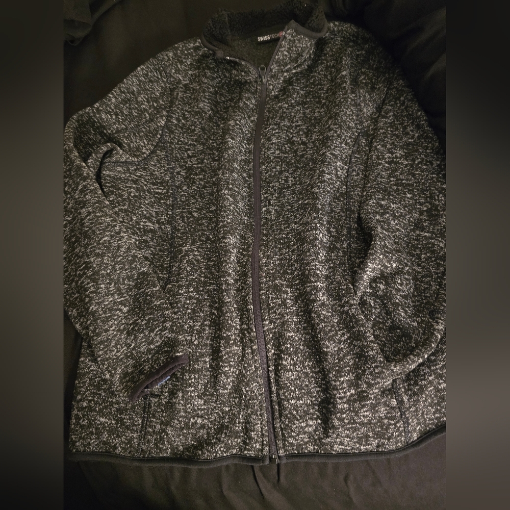 Swiss Tech Charcoal and Black Lightweight Jacket